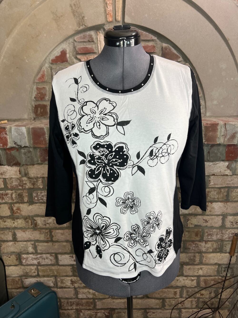 Allison Daley knit top floral black white